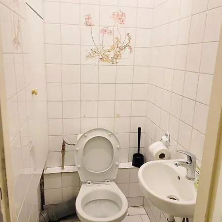 Lejlighed One Bedroom And A Living In A 2bedroom Apartament